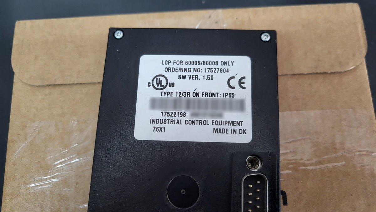 175Z7804, paraméterező és kezelőpanel (LCP) VLT 6000 frekvenciaváltóhoz, Danfoss