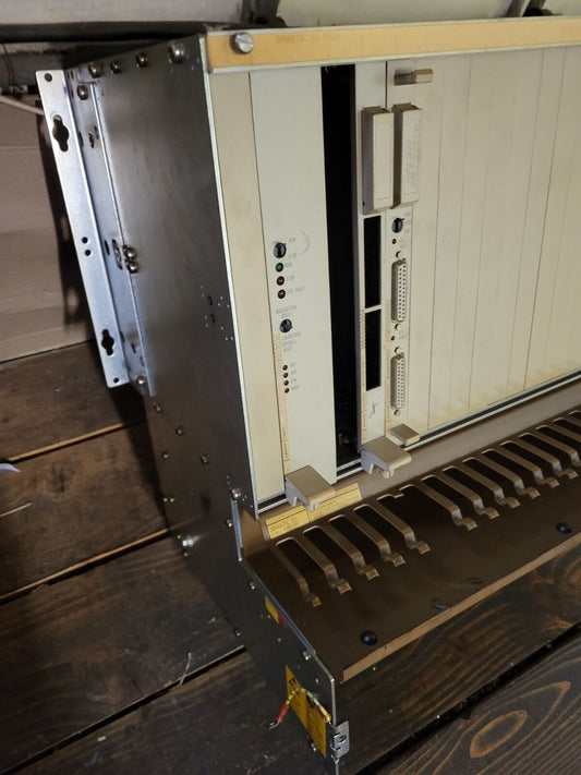 6ES5155-3UA11, Siemens Simatic S5 155U plc-rack, (a fotón lévő kártyák nélkül)
