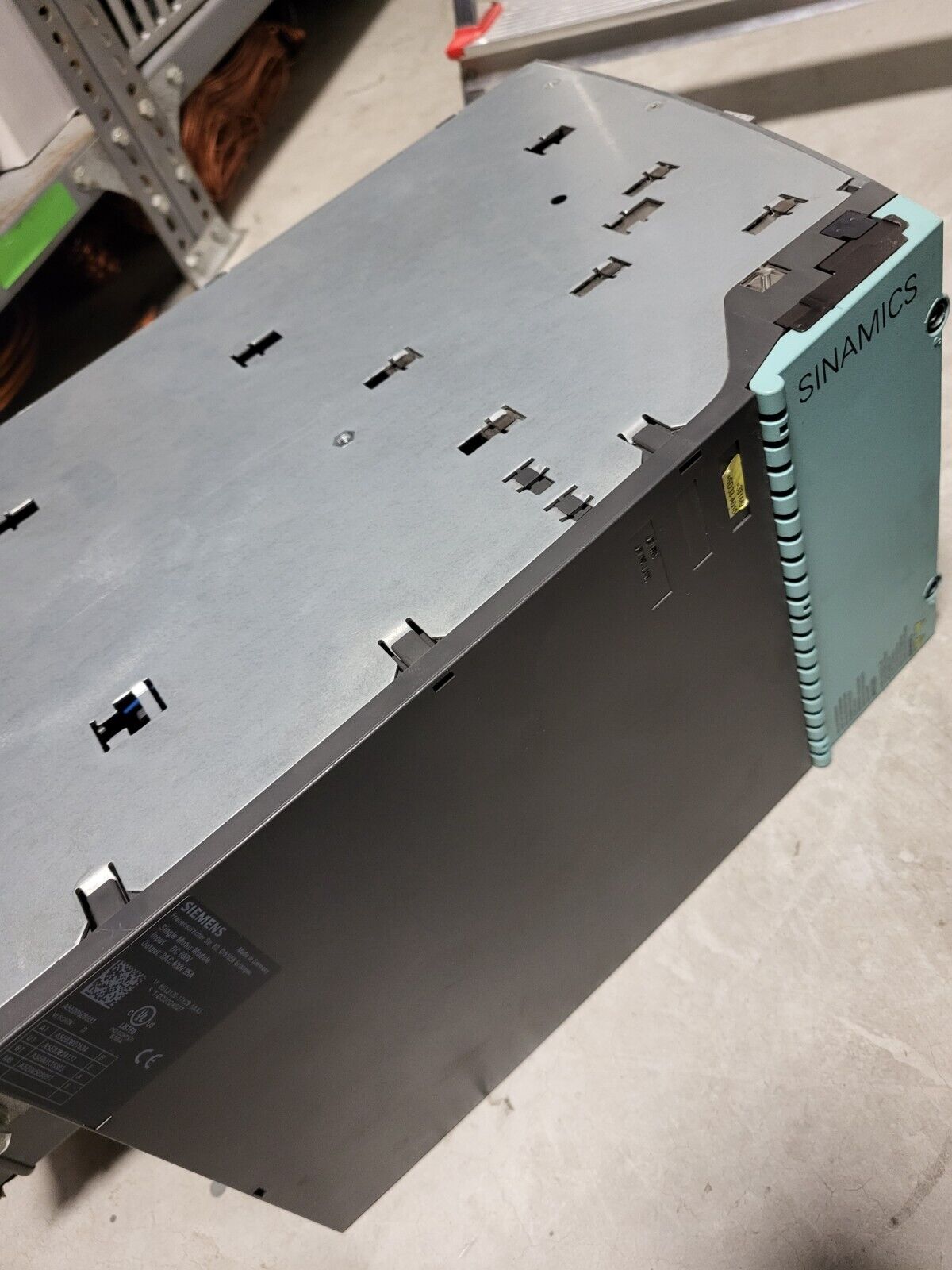 6SL3120-1TE28-5AA3, Siemens, S120, 1-Achsen, AC-Antriebsmodul, 85A