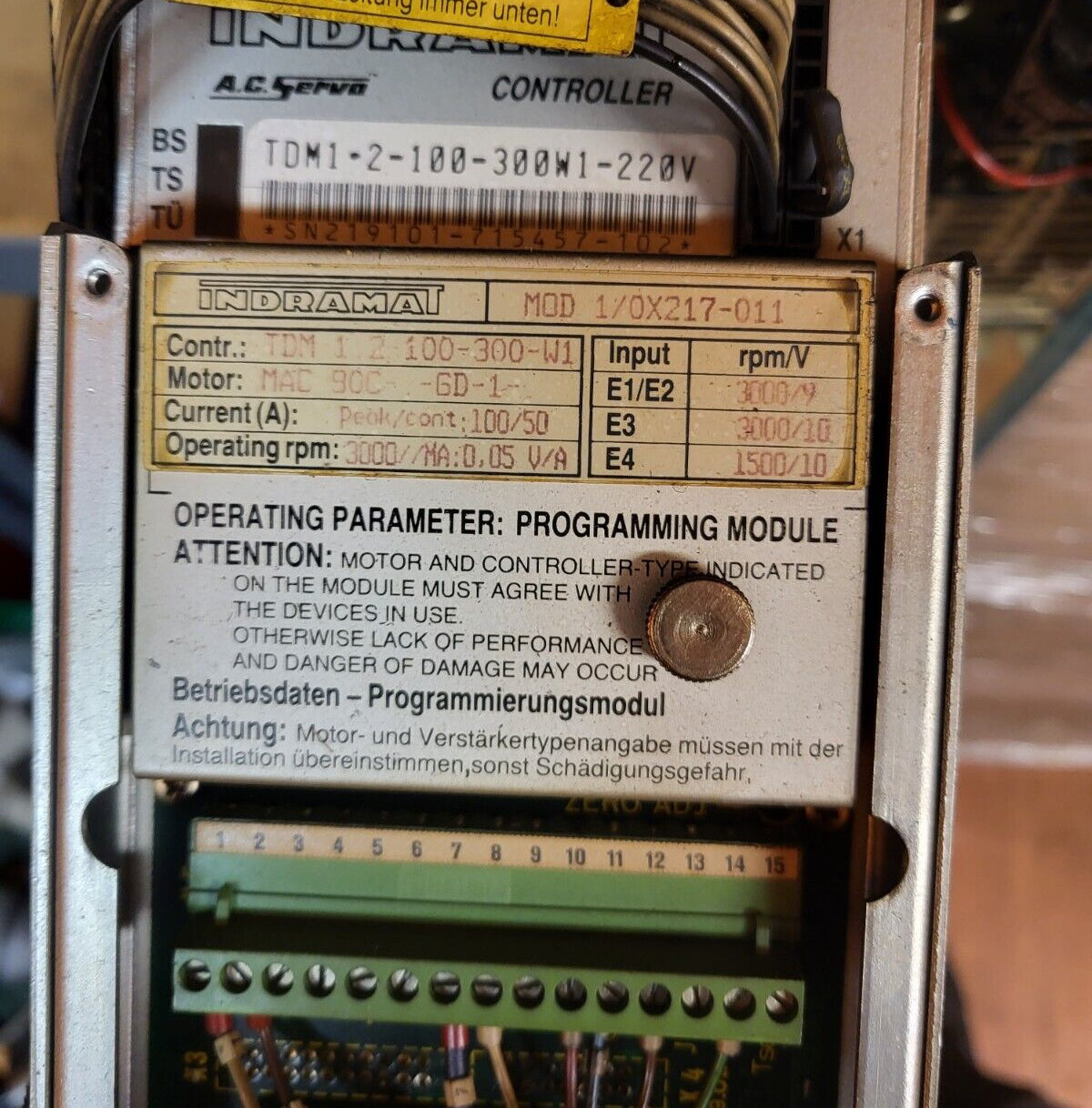 TDM1.2-100-300-W1-220V, Indramat, modularer AC-Servoantriebsregler, 100A