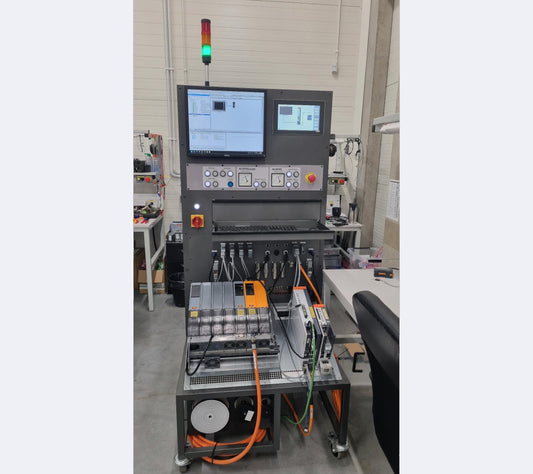 Tesztháttér a B&R, Acopos szervo hajtásaihoz