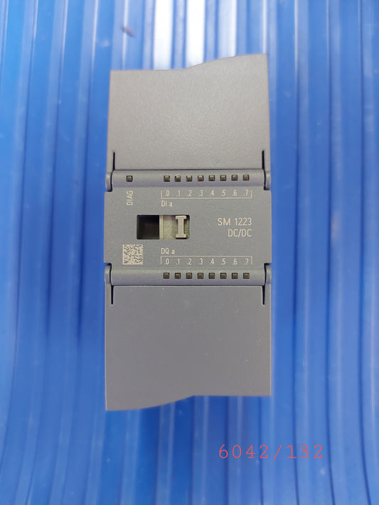 6ES7223-1BH32-0XB0, SM1223 DC/DC, Simatic S7-1200, digital input/output module