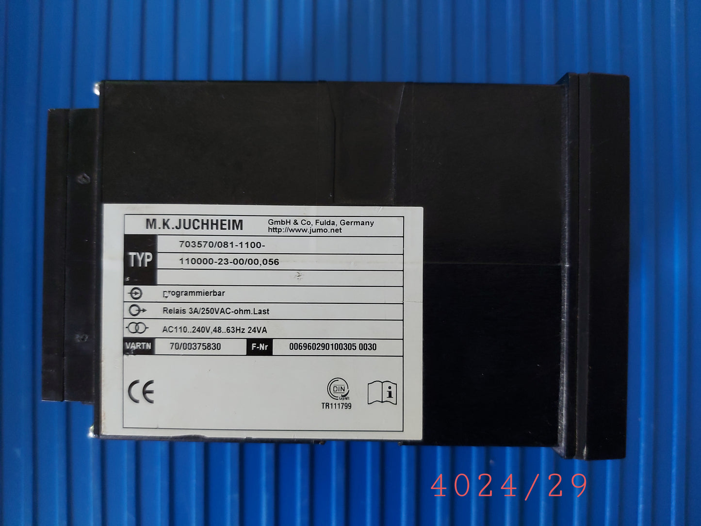 703570/081-1100-110000-23-00/00,056, Jumo Dicon 500 controller