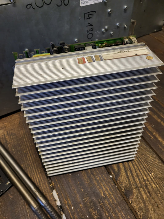 6SC6504-0AF01, Siemens, SIMODRIVE 690, AC-Spindelantrieb, APCB-Leistungsmodul, 40A, Kompaktmodul