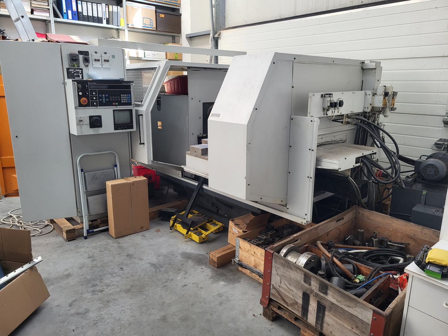 RNF 40/200, 2-Achsen-Drehmaschine, Gildemeister AG., mit Hunor PNC721 Steuerung