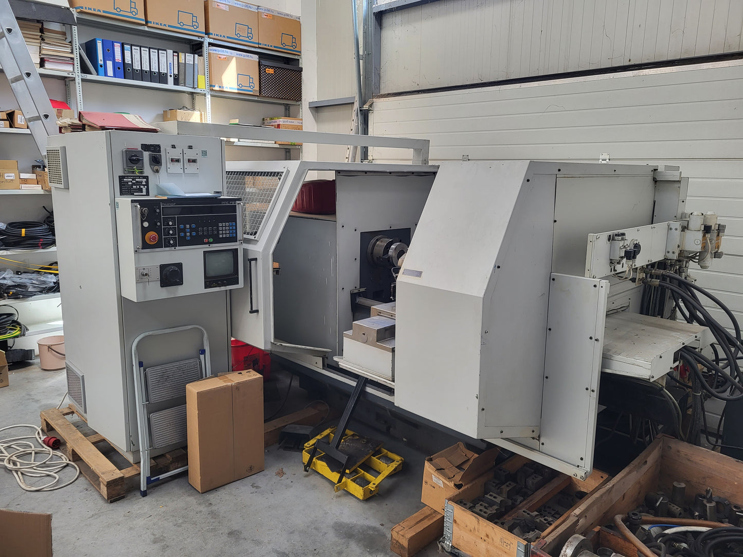 RNF 40/200, 2-Achsen-Drehmaschine, Gildemeister AG., mit Hunor PNC721 Steuerung