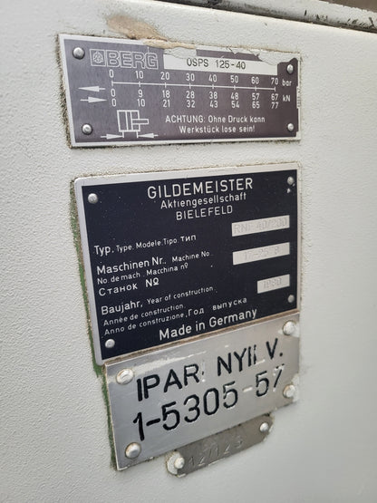 RNF 40/200, 2-Achsen-Drehmaschine, Gildemeister AG., mit Hunor PNC721 Steuerung