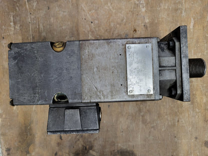 1HU5044-0AF01, Siemens, DC szervo motor, 176V, 6A, 0.895kW