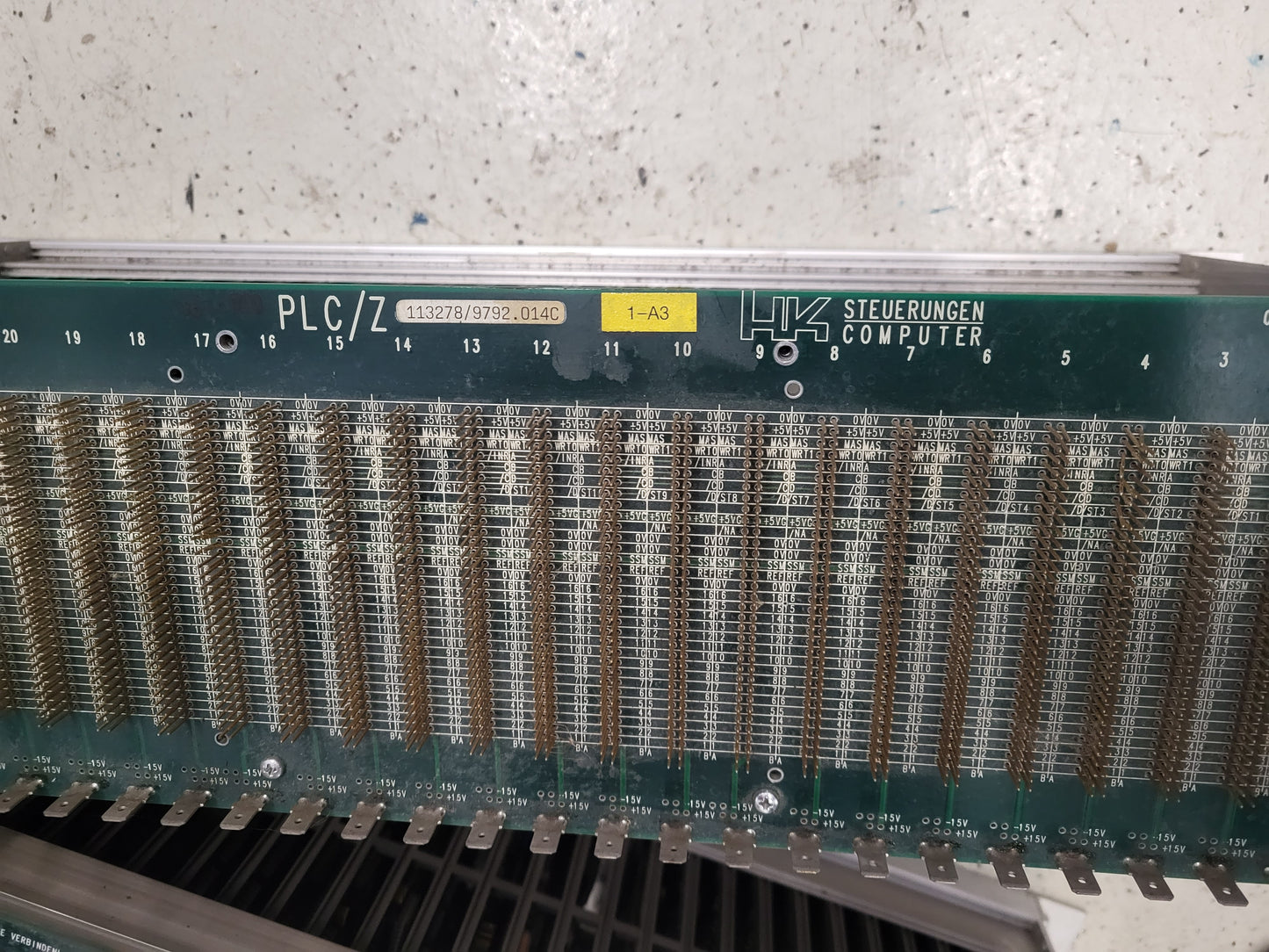 HK Steureungen Computer SPS und CNC-Steuerung