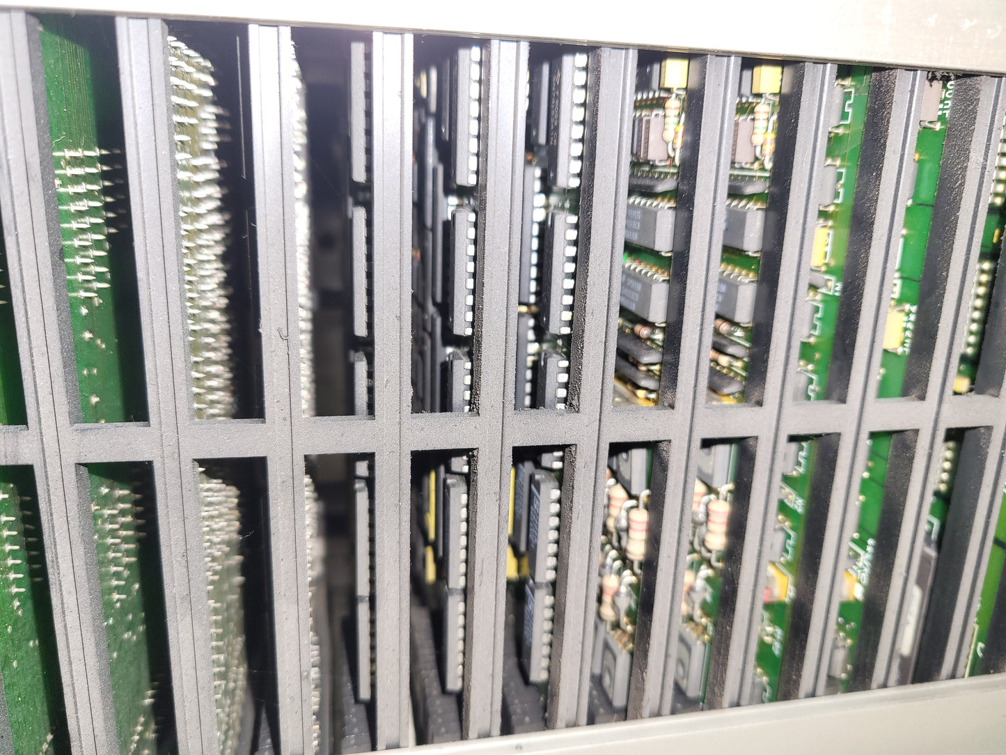 HK Steureungen Computer SPS und CNC-Steuerung