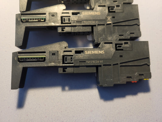 6ES7193-4CA30-0AA0 Terminalmodul (TM-E15C24-A1), Siemens