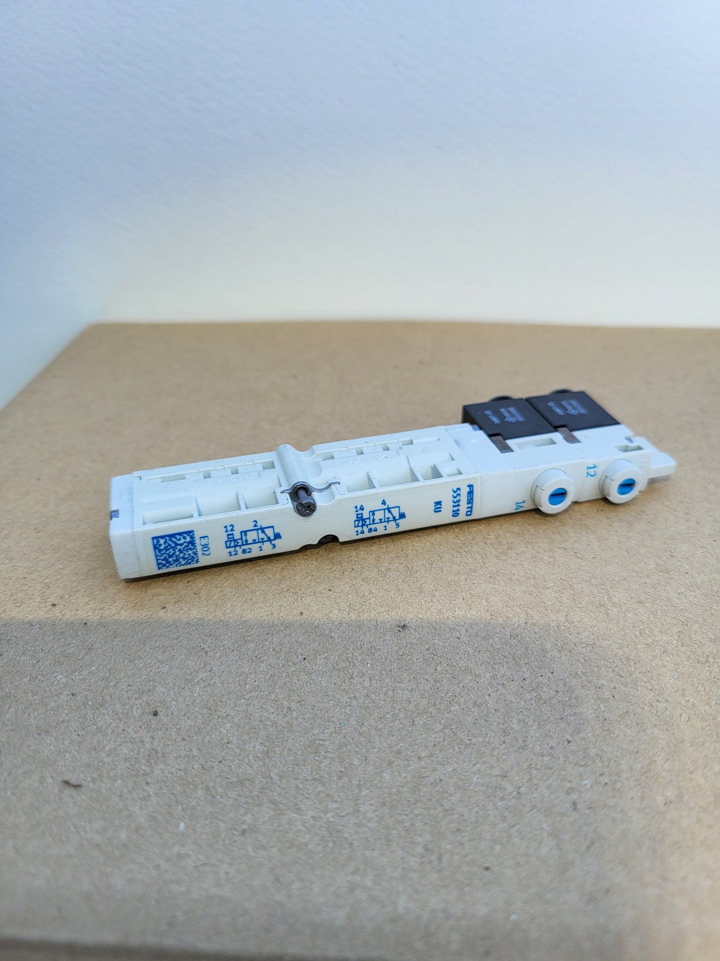 VMPA1-M1H-KU-PI (553310) Mágnesszelep, FESTO