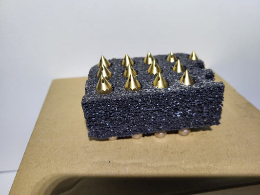 Důzni - the head unit of a hot channel nozzle