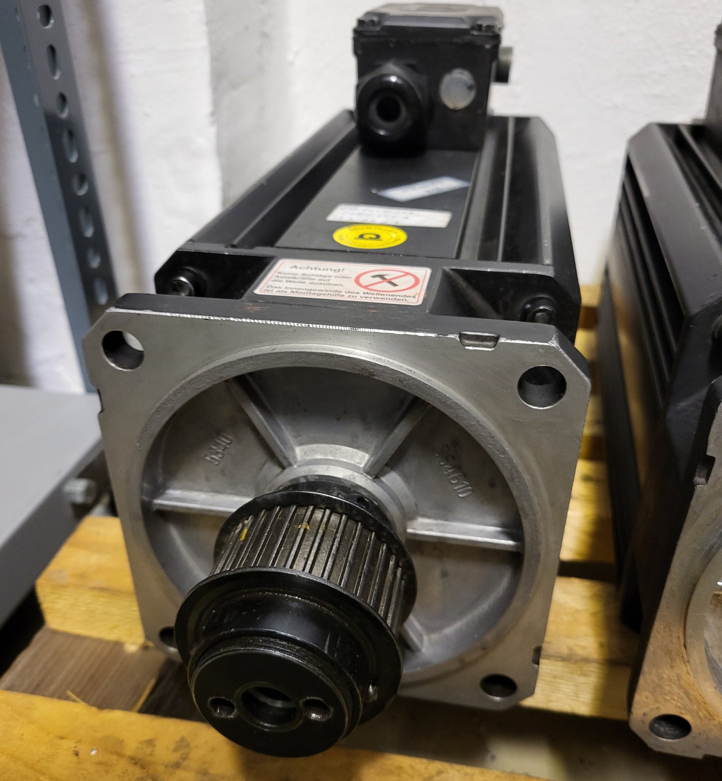 DS71-M, 5.1kW, szervo motor, Baumüller