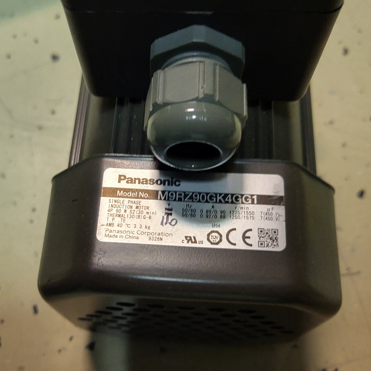 M9RZ90GK4GG1, egyfázisú, irányváltó aszinkron motor, 90 W, Panasonic