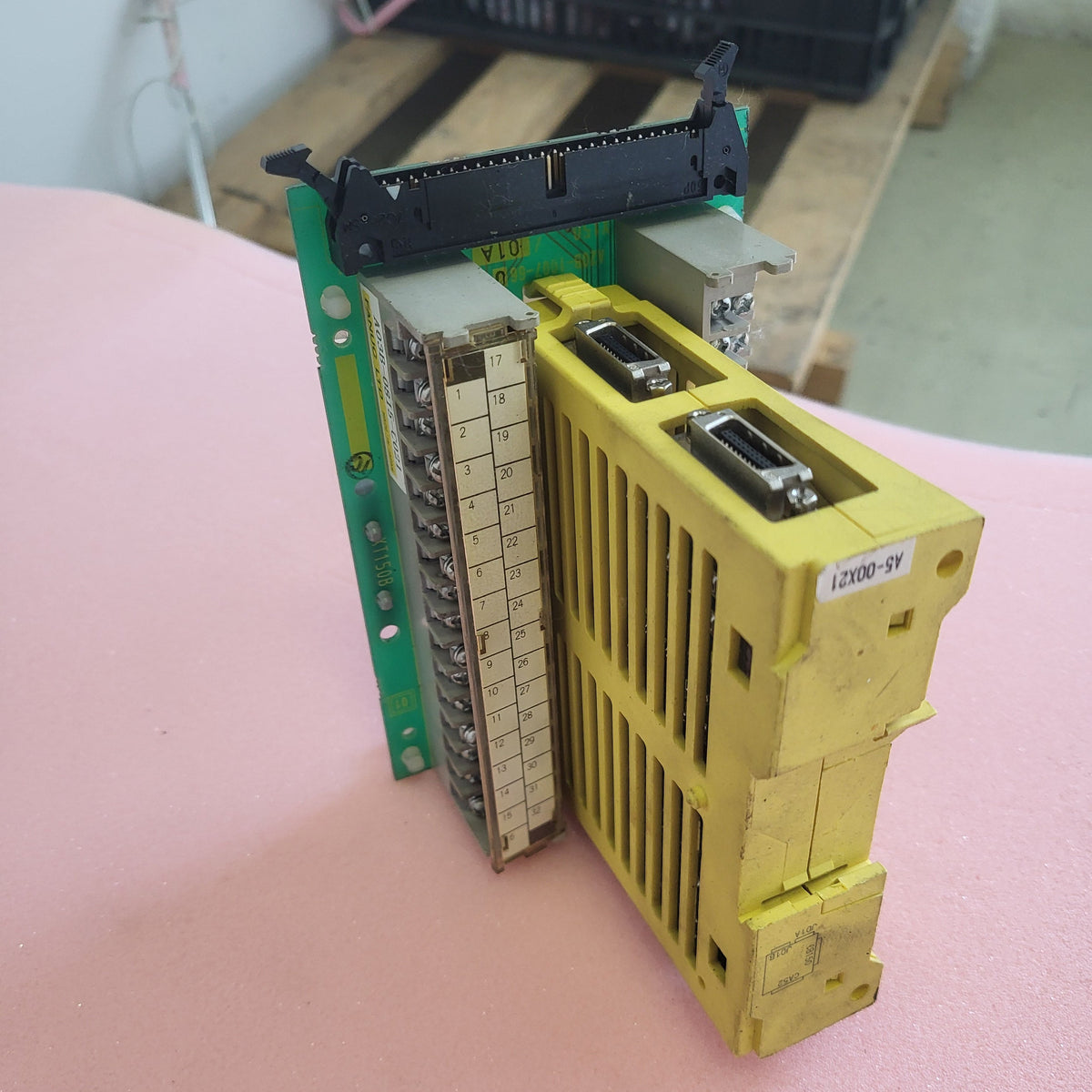 A03B-0815-C021, I/O csatlakozó/elosztó panel, Fanuc
