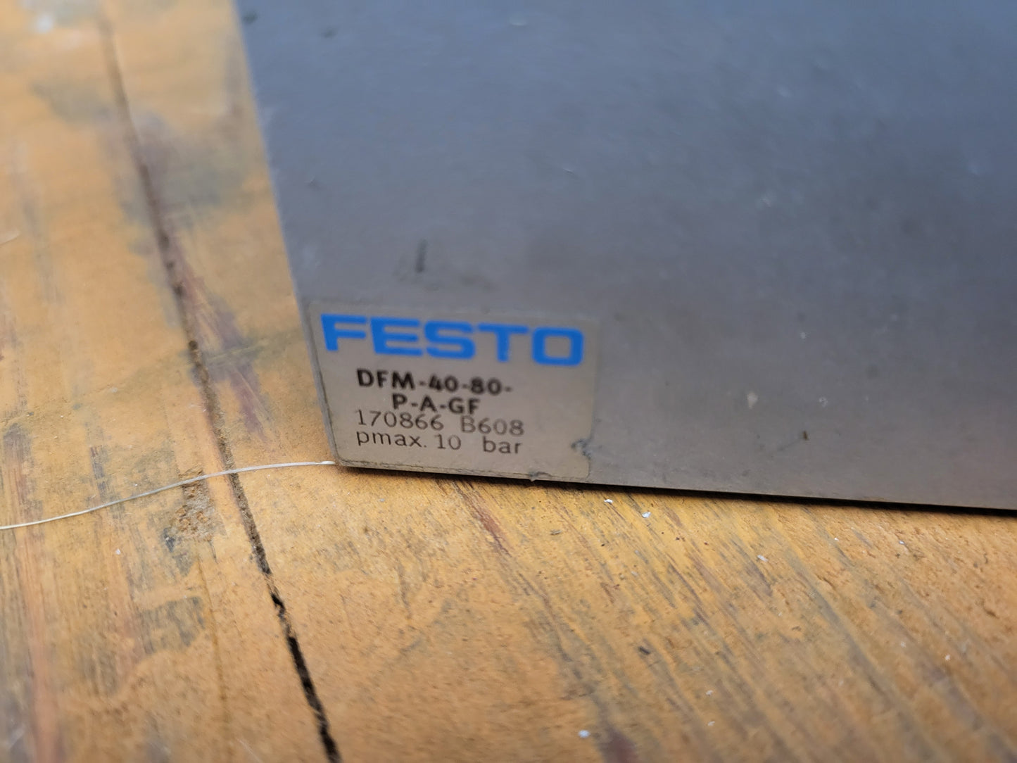 DFM-40-80-P-A-GF, vezetett henger, Festo