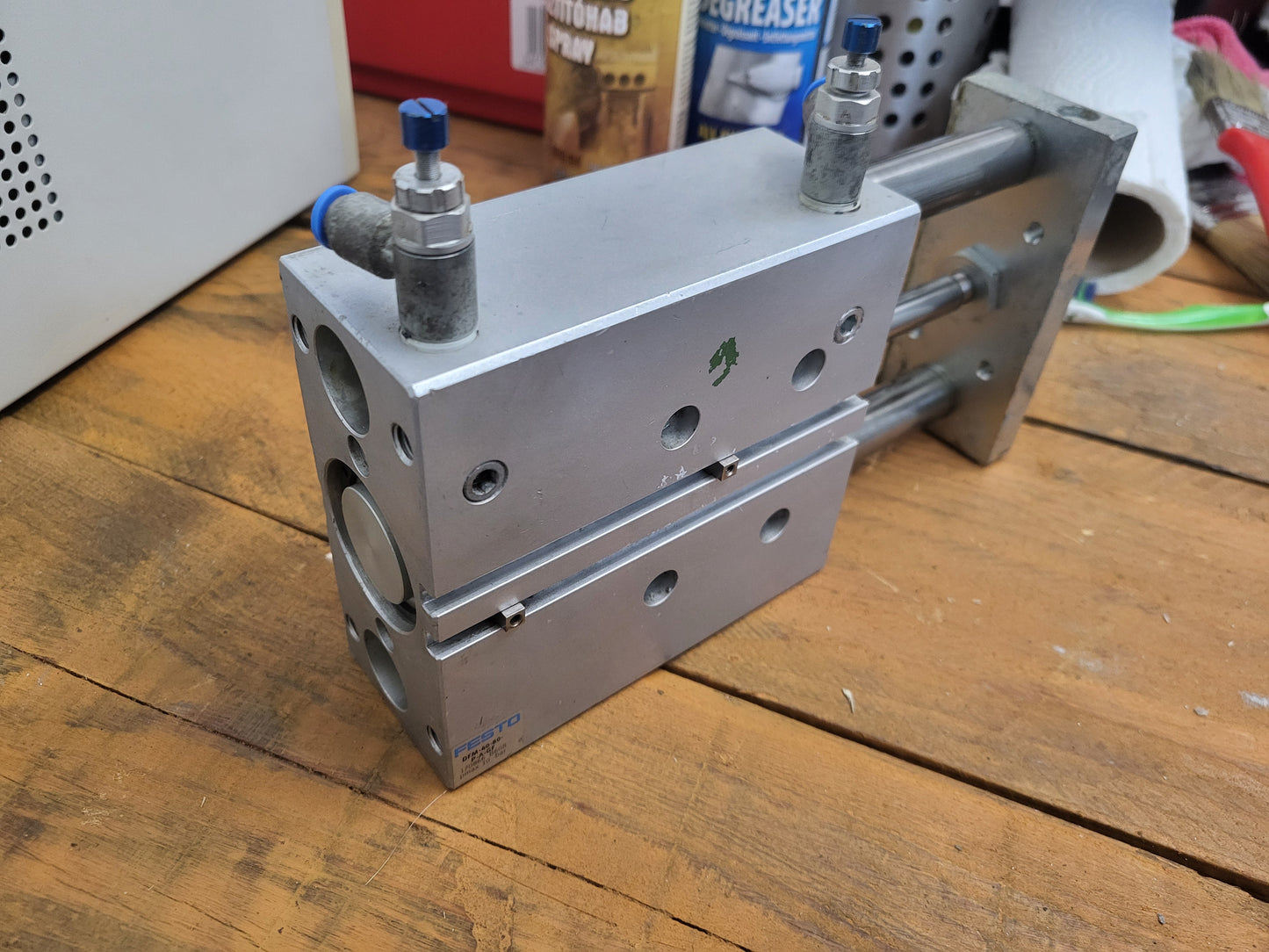 DFM-40-80-P-A-GF, vezetett henger, Festo