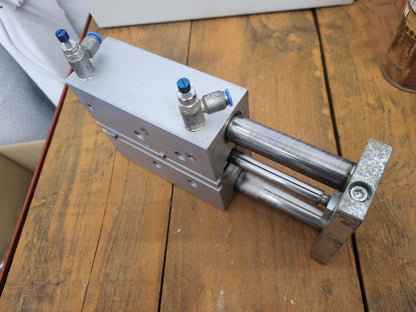 DFM-40-80-P-A-GF, vezetett henger, Festo
