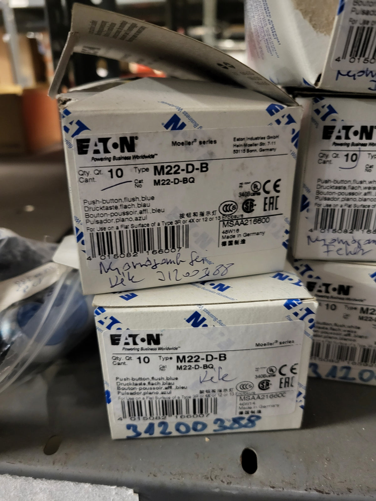 M22-D-B, 216600, kék nyomógomb, Eaton