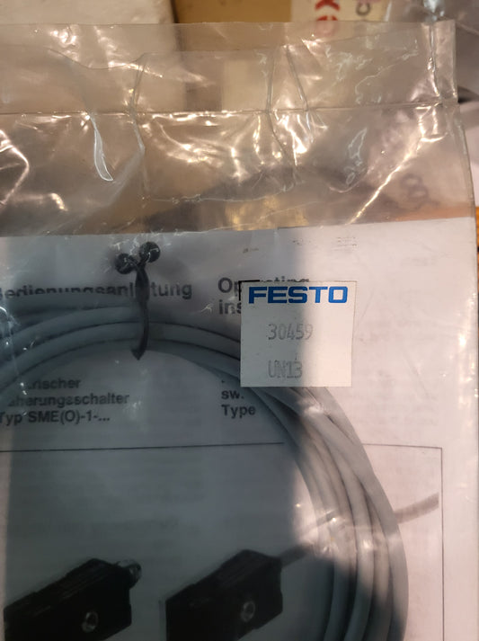 30459 UN13, Festo közelítésérzékelő