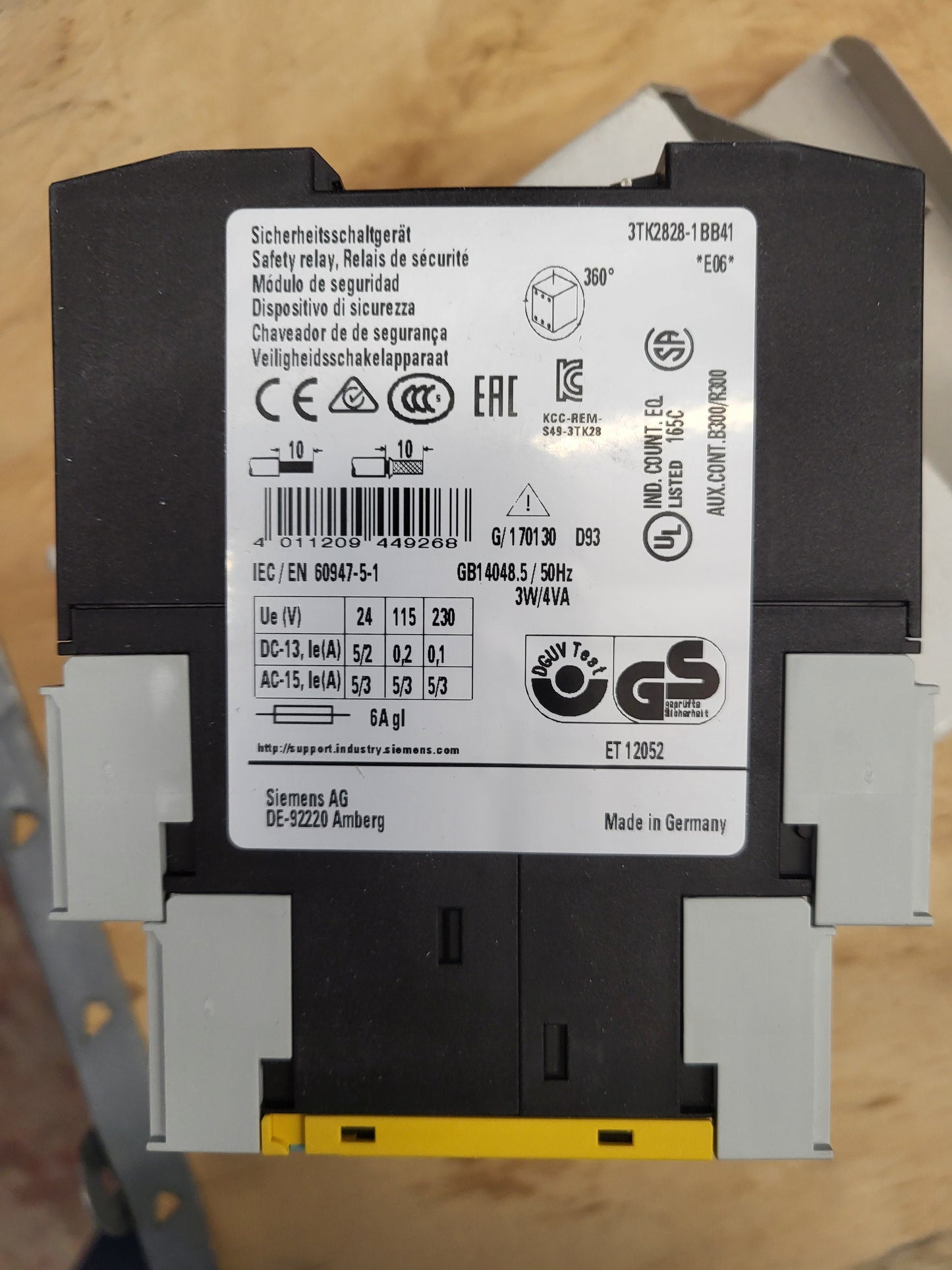 3TK2828-1BB41, Siemens, Sirius, 24VDC, biztonsági relé