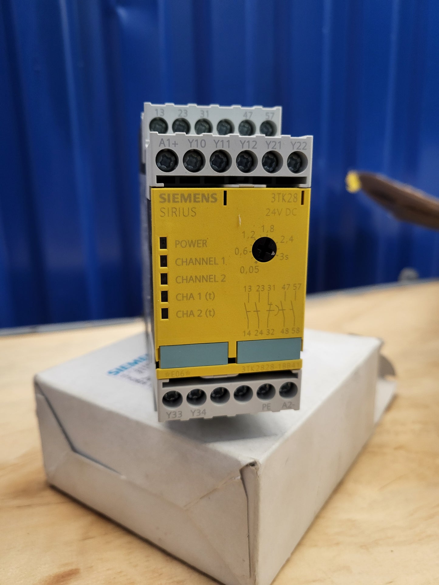 3TK2828-1BB41, Siemens, Sirius, 24VDC, biztonsági relé