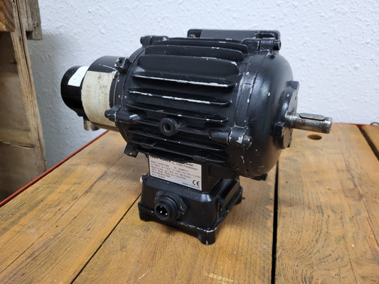 SO031.13C54-71B3, Gefran, SIEI-Areg szervo motor, 1.6A, 2.4Nm javítási ajánlata