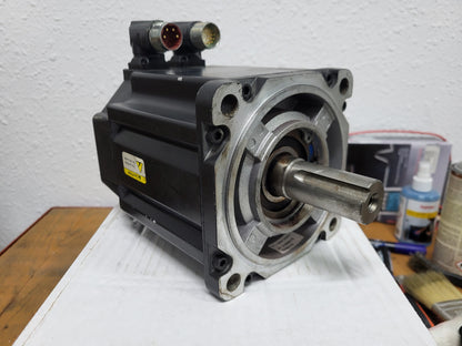 MPL-B520K-MJ72AA, Allen-Bradley, Kinetix, AC servo motor, 3.5kW