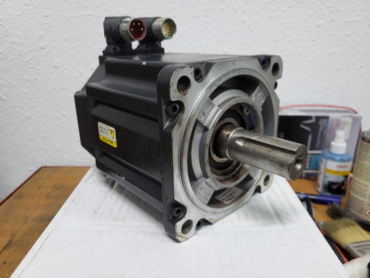 MPL-B520K-MJ72AA, Allen-Bradley, Kinetix, AC szervo motor, 3.5kW