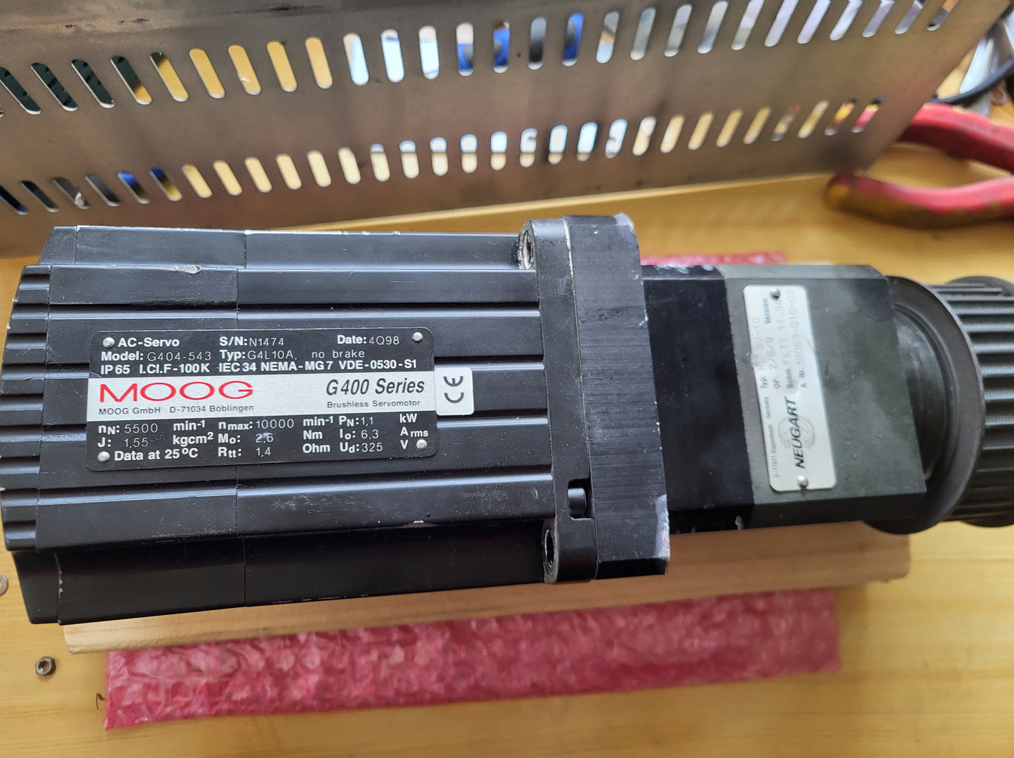 G404-543, G4L10A, AC-szervo motor, 1.1kW, Moog