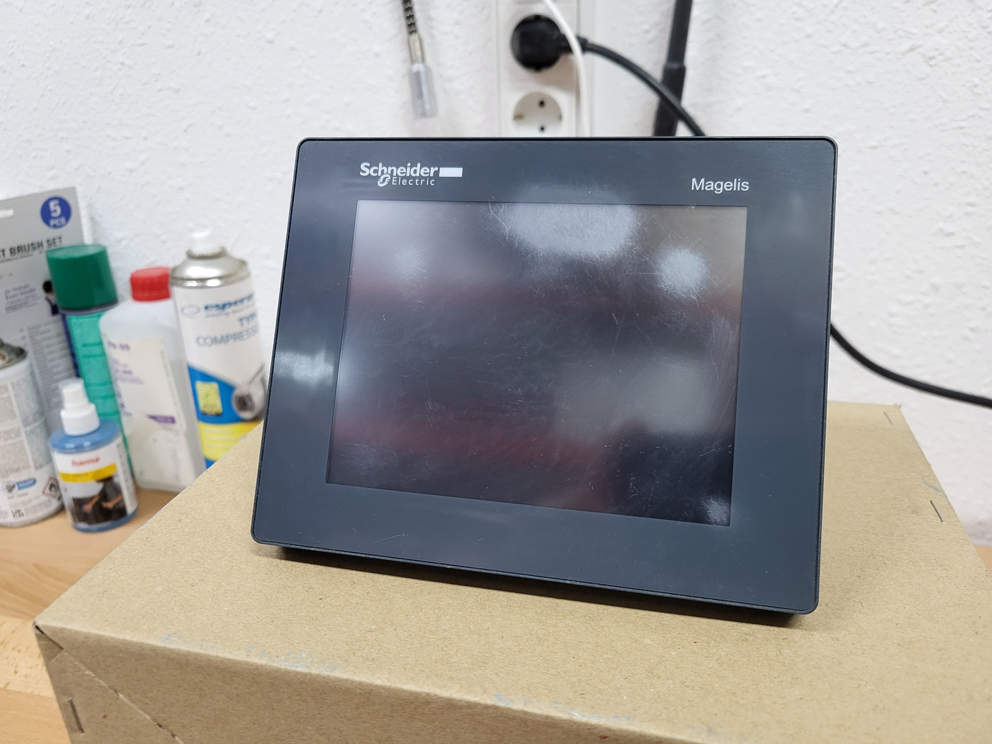 HMIS85 Magelis kijelző + HMIS5T, Harmony STU (hátlapi) modul, Schneider