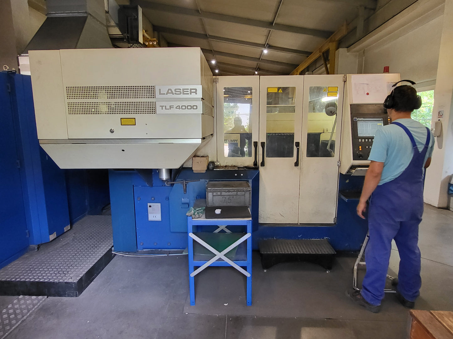 Trumatic L3030, Trumpf Laserschneider, 4kW zu verkaufen, ab November 2025