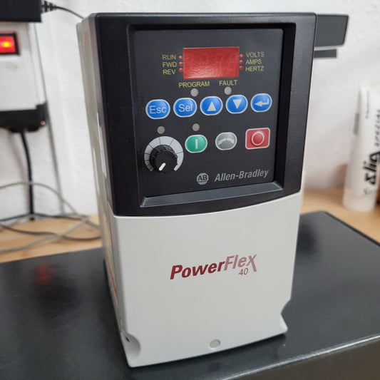 22B-D6P0N104, Powerflex 40, 2.2kW, 6A, Allen-Bradley frekvenciaváltó