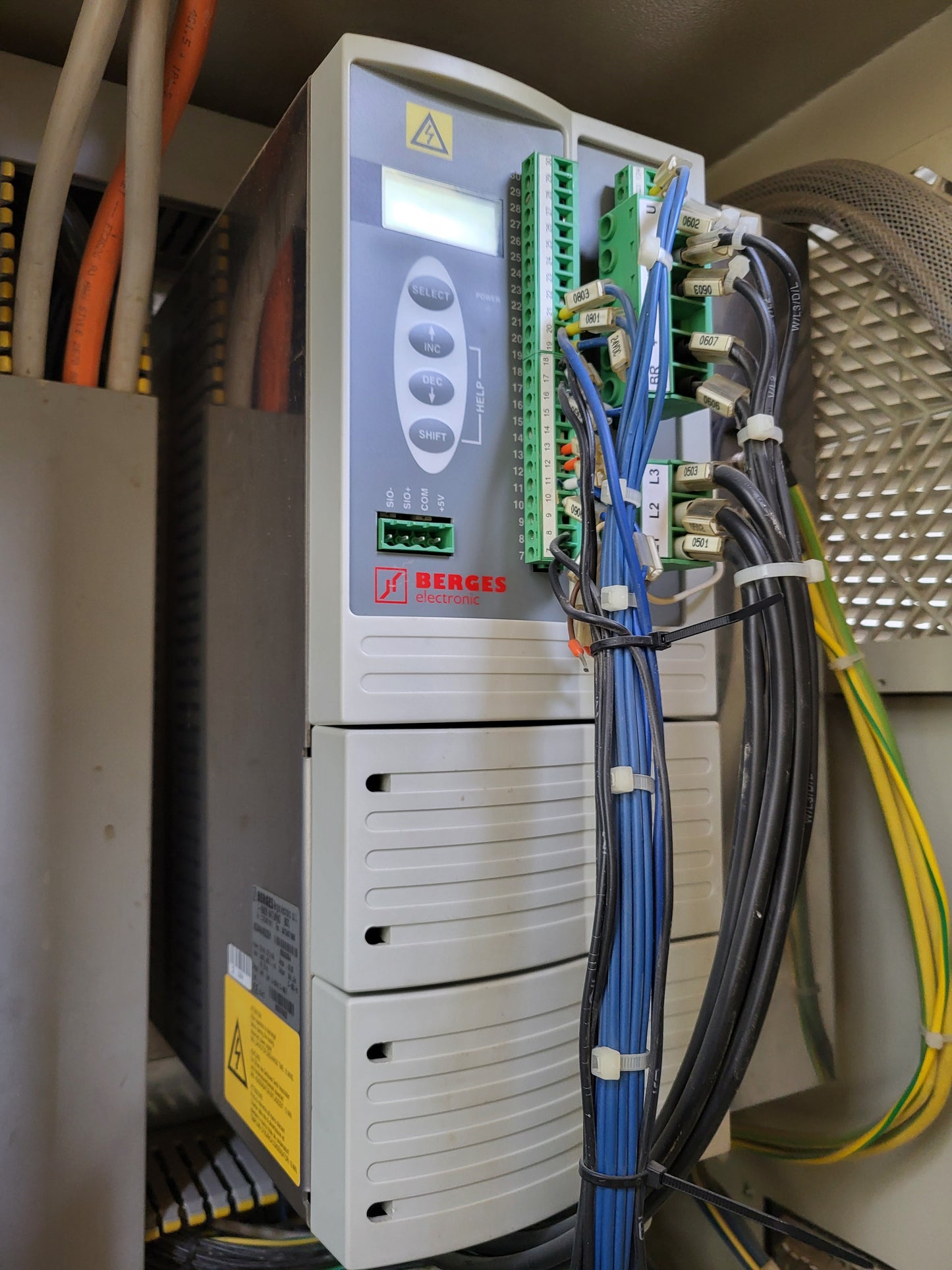 ACM4K40220H, penggerak servo, 43A, Berges