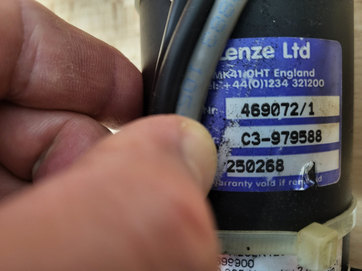 RX120LR1207 Parvex márkájú, DC szervo motor (+ Mijno gear), 0.285Nm