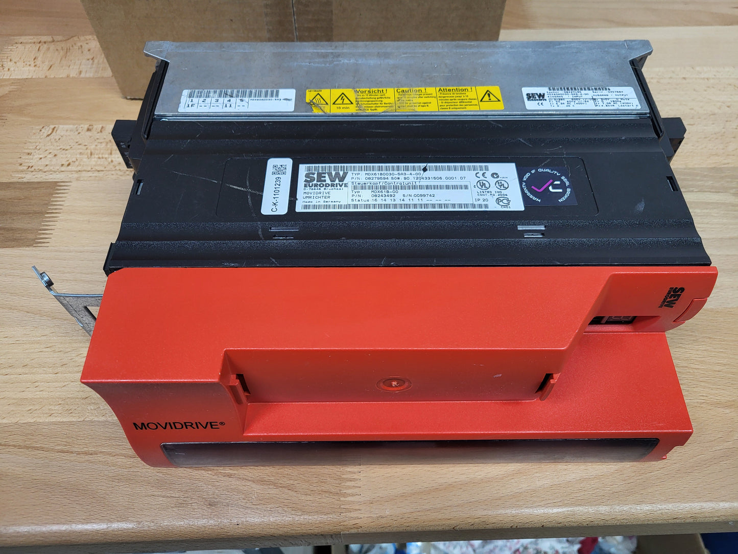 MDX61B0030-5A3-4-00, inverter, SEW, 7A, 3kW