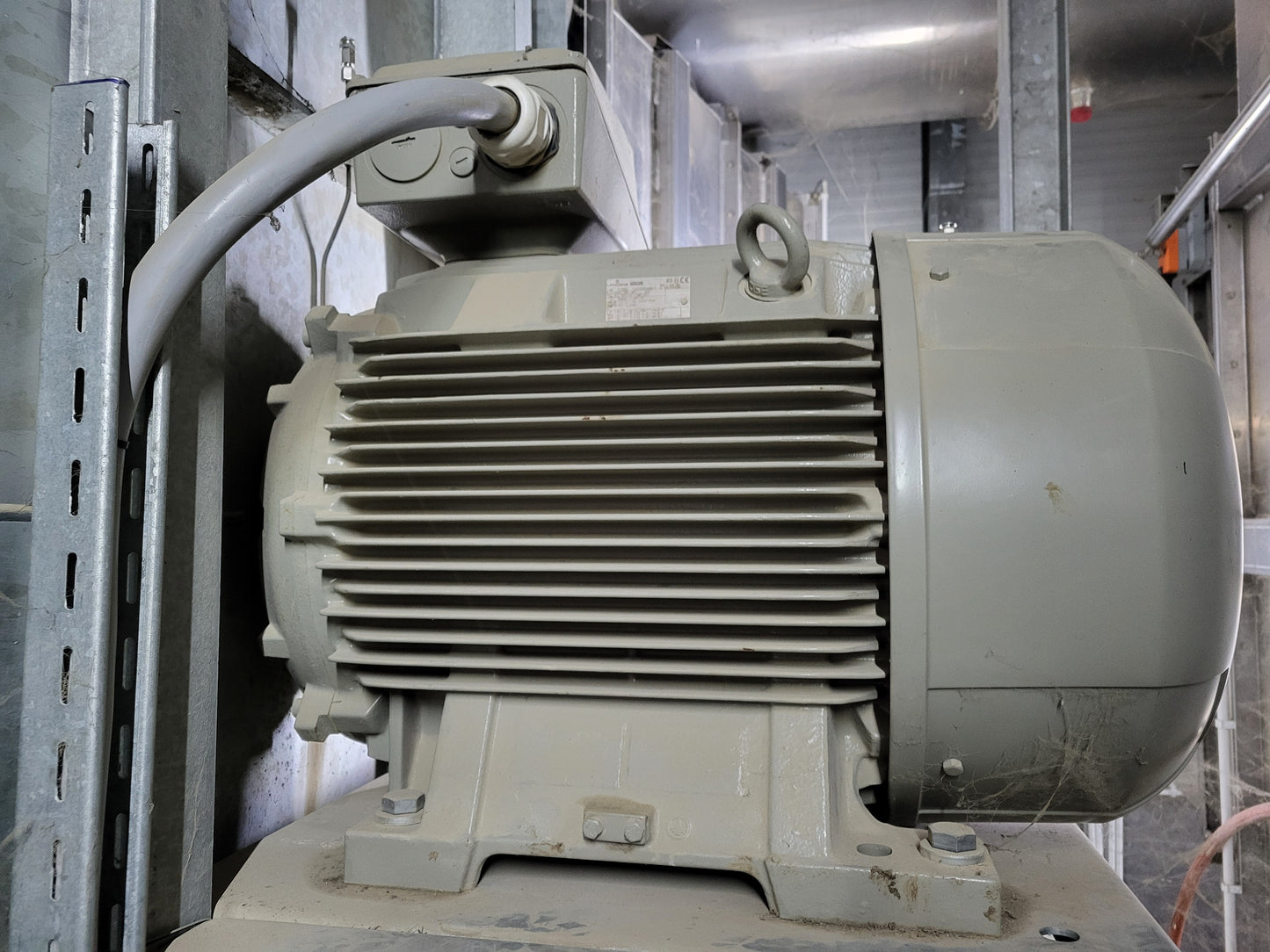 1TZ95032DB034AB4-Z aszinkron motor, 75kW, Lammers