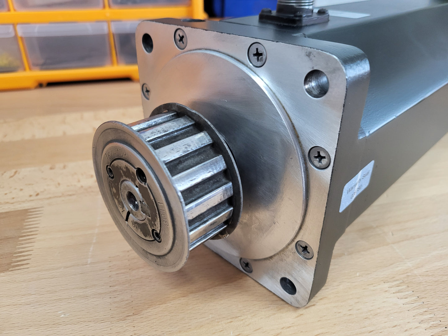 F-4075-R-H04AA, 2.2kW, एलन-ब्रैडली सर्वो मोटर