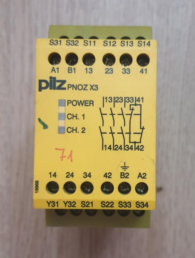 PNOZX3 230VAC 24VAC L521-99 0409, Pilz, Sicherheitsrelais