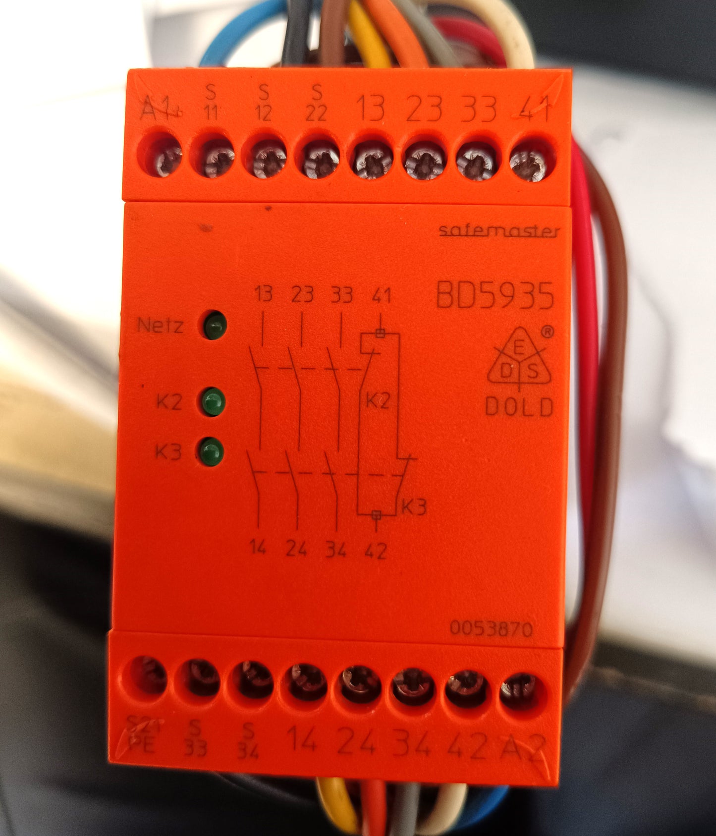 BD5935, 005870, safety relay, Dold