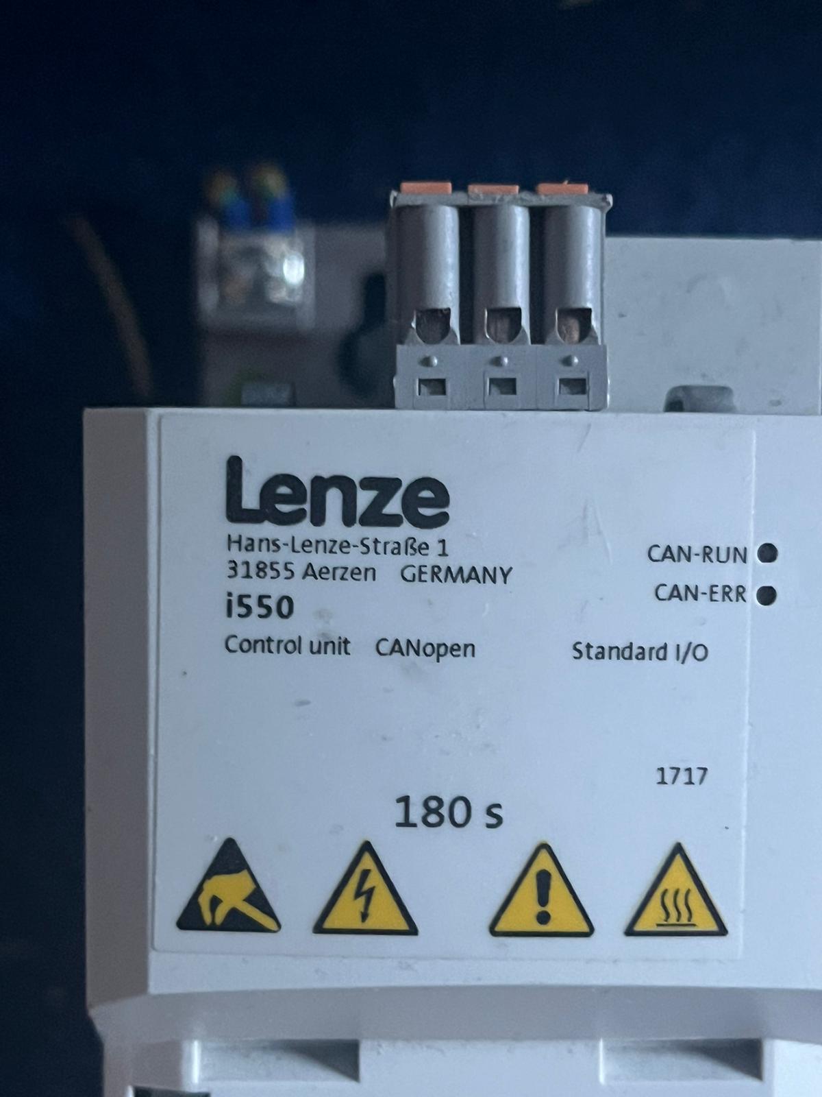 I5DAE155B10010000S, i550 cabinet-sorozat, Lenze vector frekvenciaváltó, 0.55kW