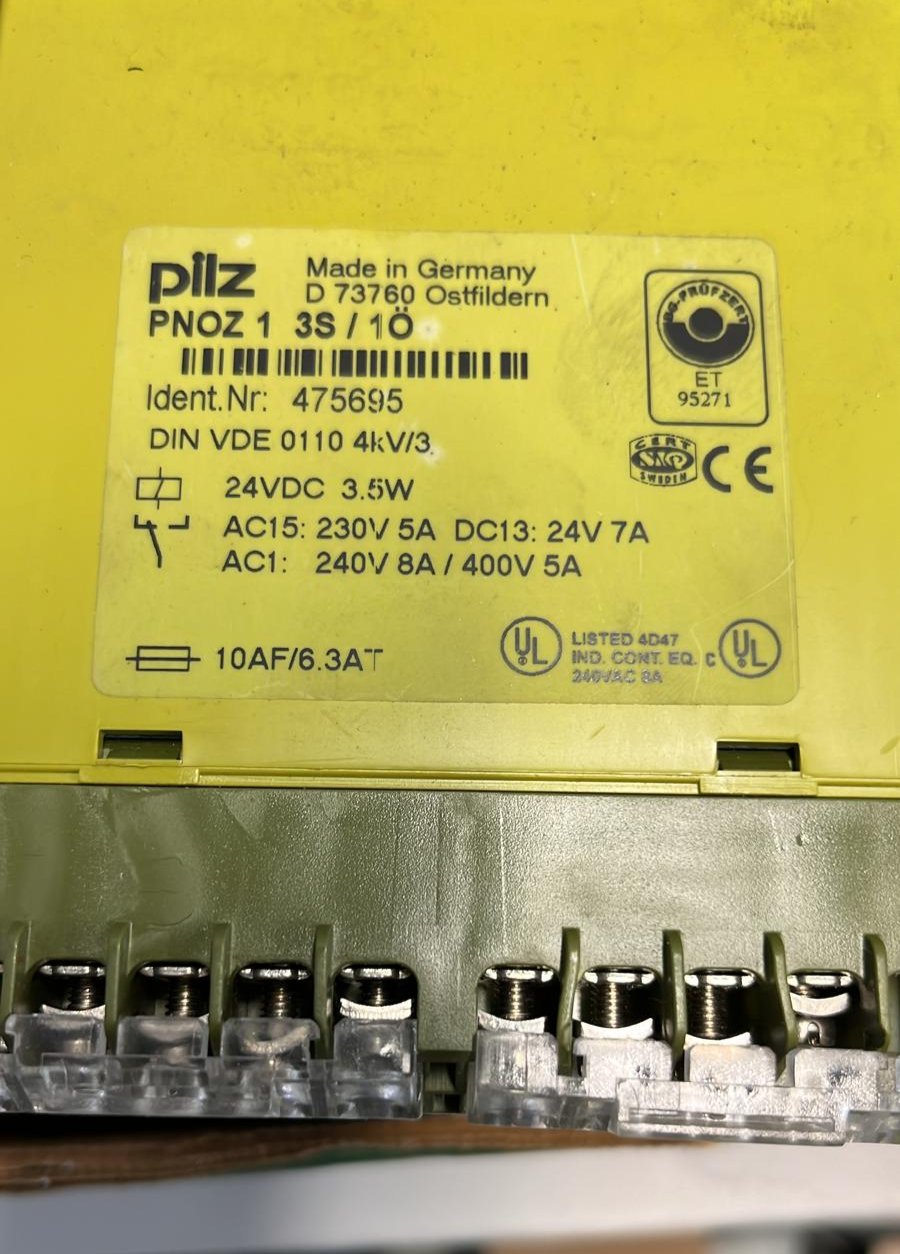 475695, Pilz, Pnoz 1 24VDC 3S1Ö, Sicherheitsrelais