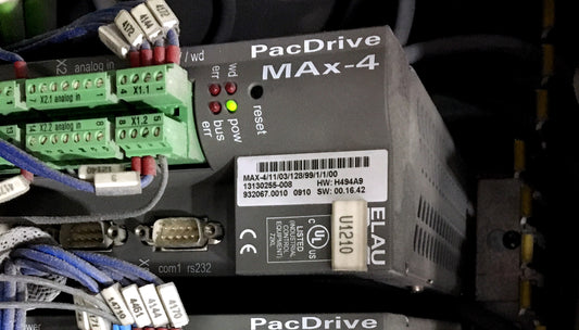 MAX-4/11/03/128/99/1/1/00, Servoantrieb, Elau, Pac-Drive, 3A