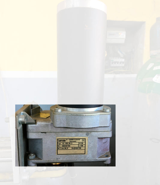 12.130.30.3 gear motor, Lenze