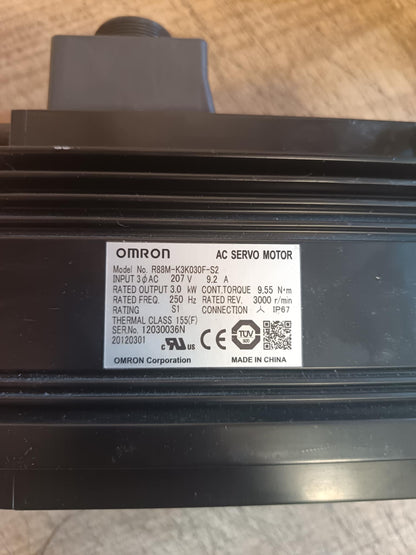 R88M-K3K030F-S2, Omron, AC szervo-motor, 3kW, 9.55Nm
