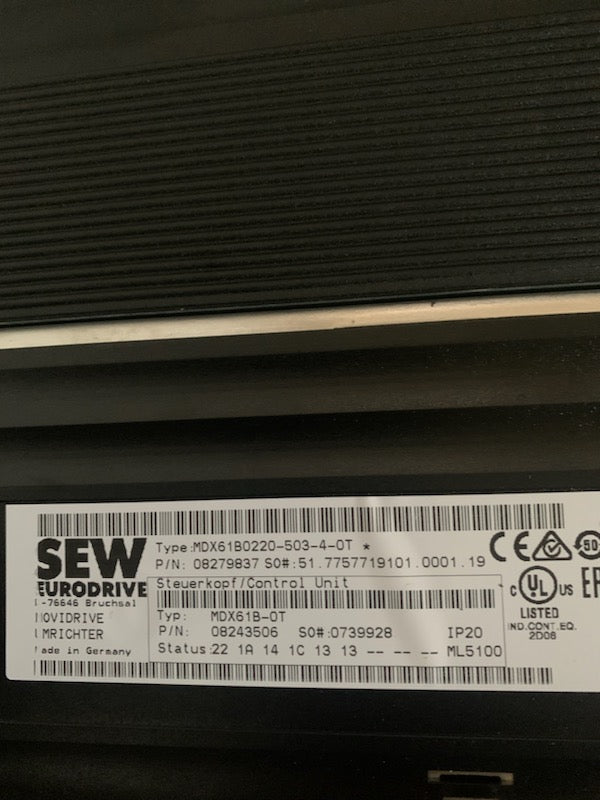 MDX61B-00/0T Steuerungshauptmodul, mit MDX61B0220-503-4-0T Steuerungseinheit, mit MDX60A0220-503-4-00 Umrichter: SEW Movidrive, 31,9 kVA, 46 A, 22 kW