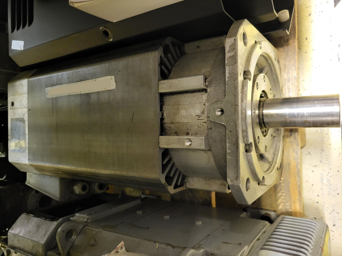 374330-13, QAN200U, 8/10kW, 25A, aszinkron főorsómotor, orsócsapágyazással, Heidenhain