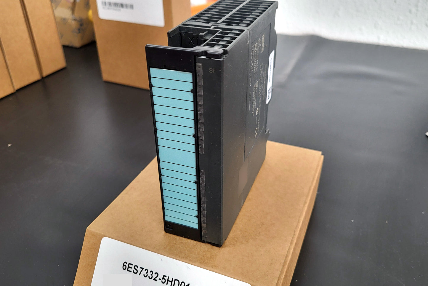 6ES7332-5HD01-0AB0, SIMATIC S7-300, SM 332 analóg kimeneti modul, Siemens