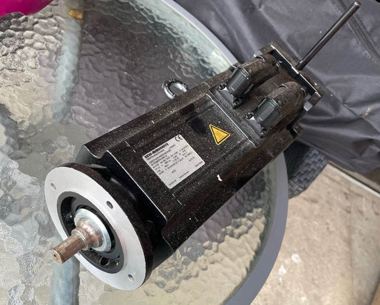 CMPZ71S/BY/HR/KY/AK1H/SB1, SEW-Eurodrive synchronous servo motor, 6.4Nm